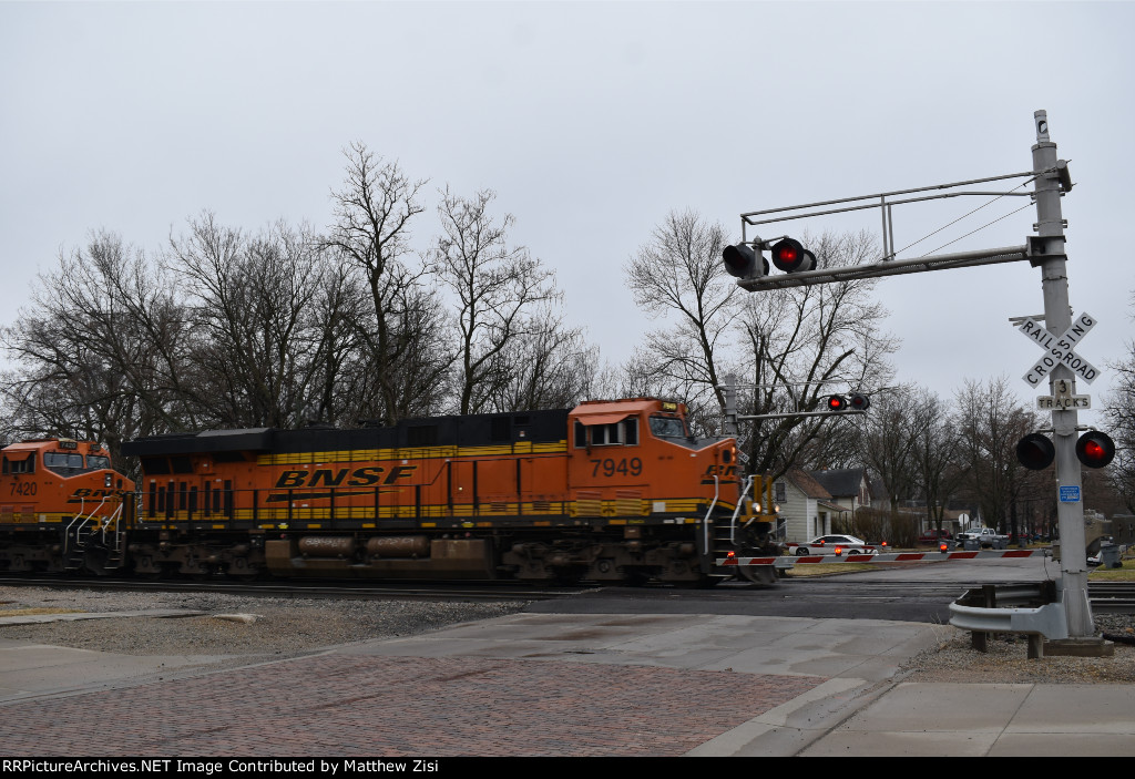 BNSF 7949